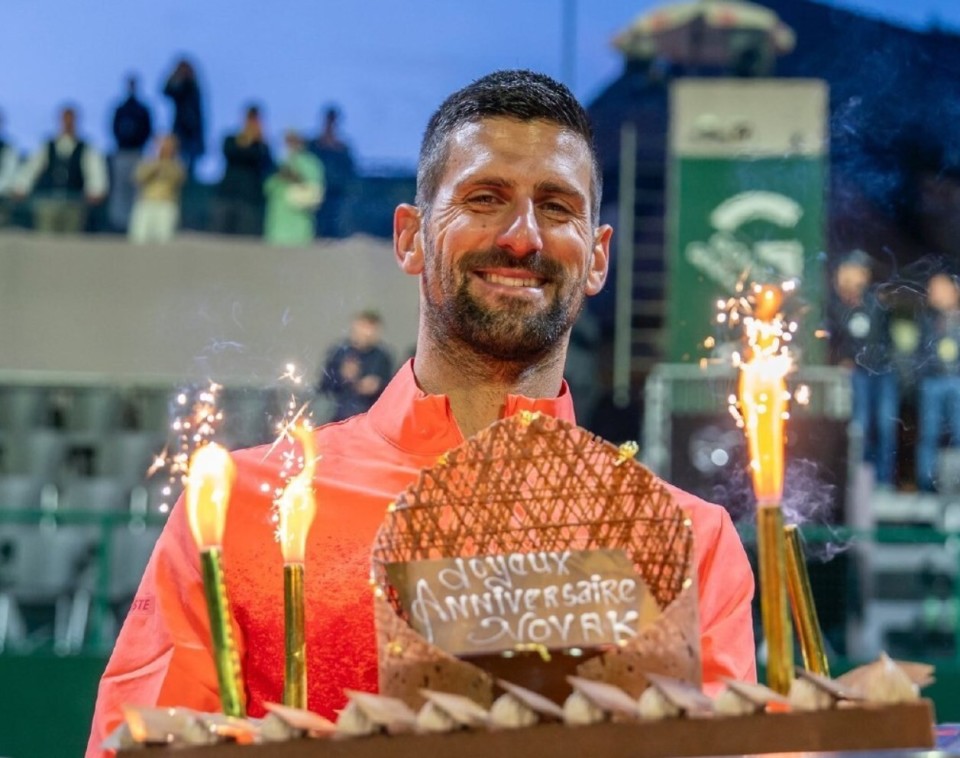 德约科维奇迎来三赛季高光表现，DWG球迷沸腾！的简单介绍