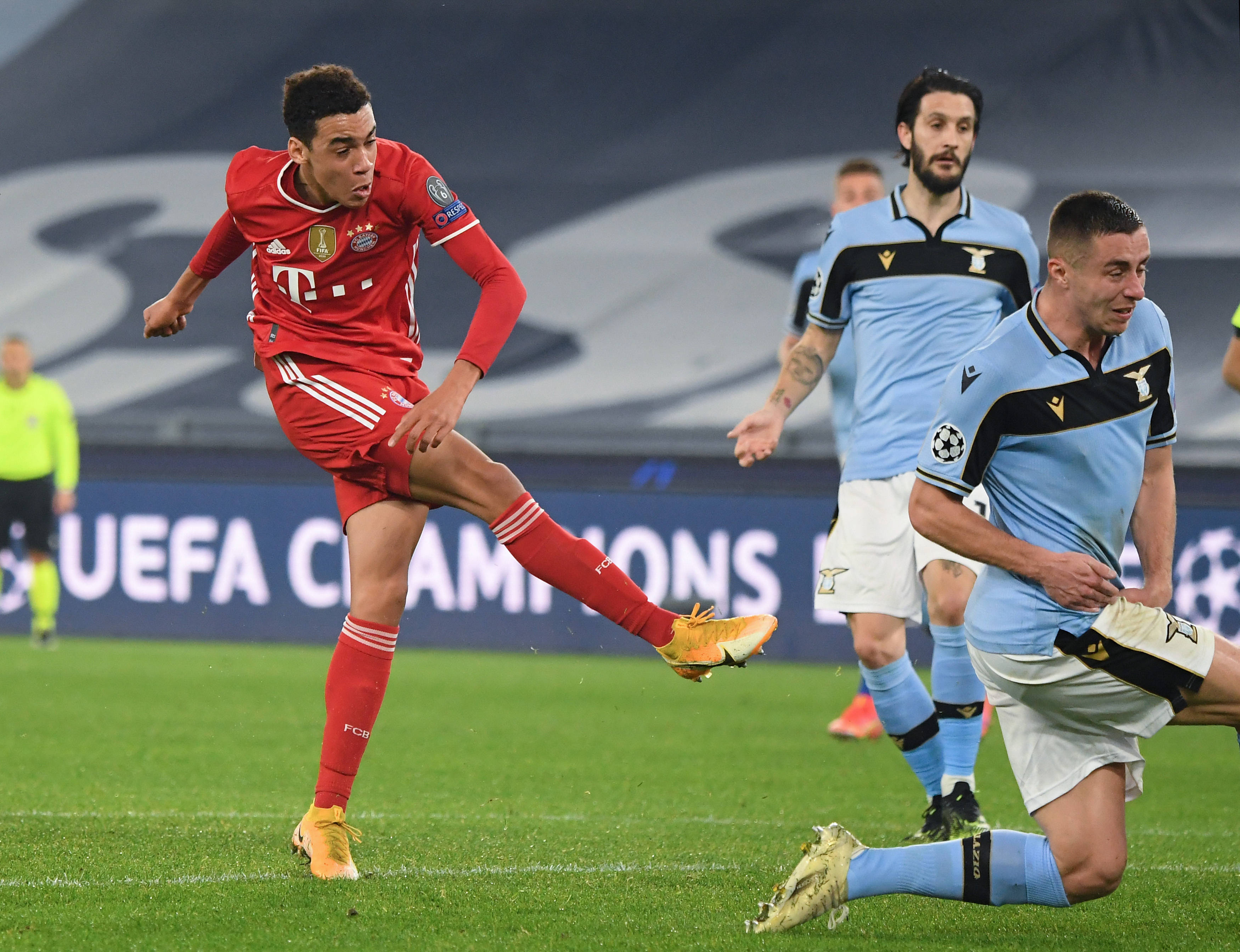 凯恩在尤文图斯比赛中败北，反败为胜引发热议！